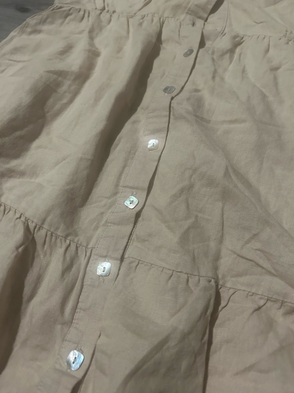Women’s Tiered Button-Front Dress in Light Beige - Picture 5 of 5
